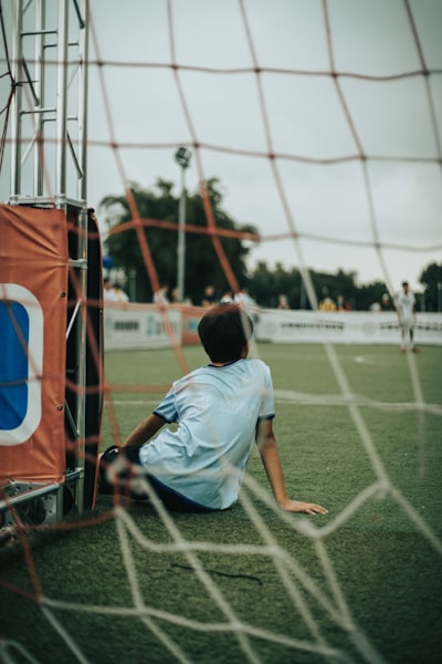 لاعب لعب في توتنهام ومانشستر يونايتدمسيرة مميزة بين العمالقة